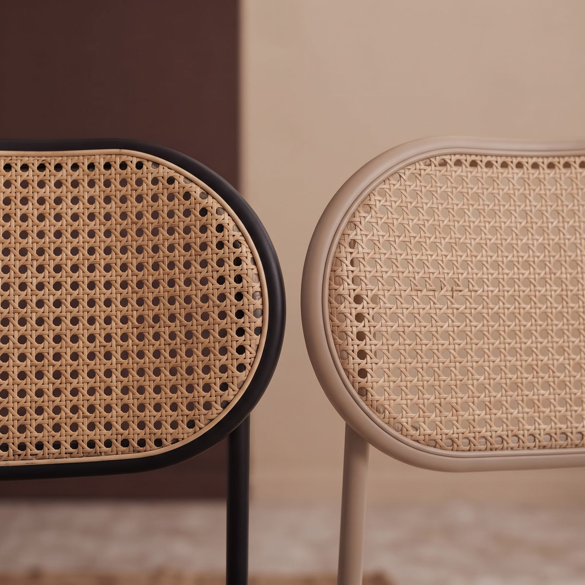 Chaise | LOFT